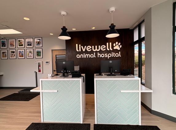 Livewell Animal Hospital of Huntersville - Huntersville, NC