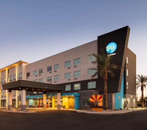 Tru by Hilton Phoenix Glendale Westgate - Glendale, AZ