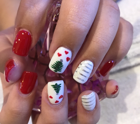 Avalon Nails Spa - San Angelo, TX