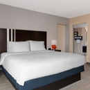 Hampton Inn & Suites Madison / Downtown - Hotels
