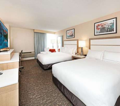 DoubleTree by Hilton Hotel Virginia Beach - Virginia Beach, VA