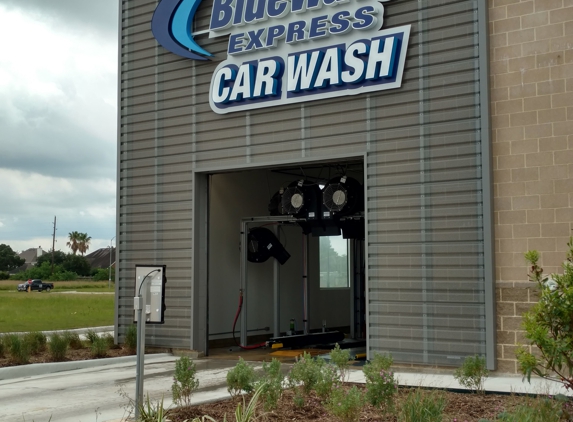 BlueWave Express Car Wash - Cypress, TX