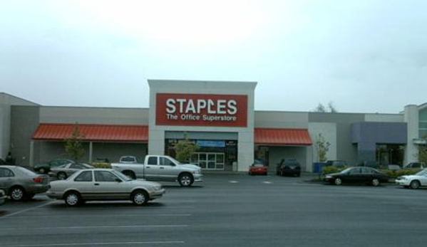 Staples Print & Marketing Services - Portland, OR
