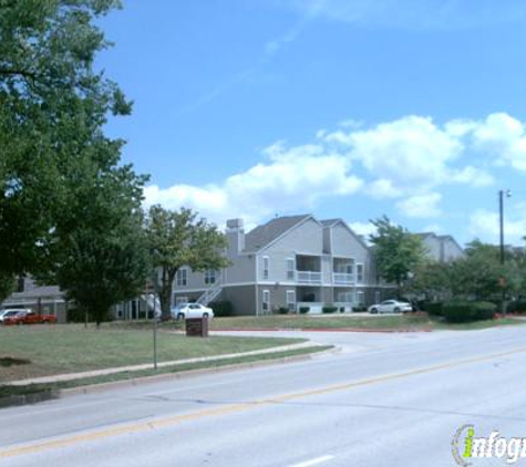 Sumerstone Apartments - Bedford, TX