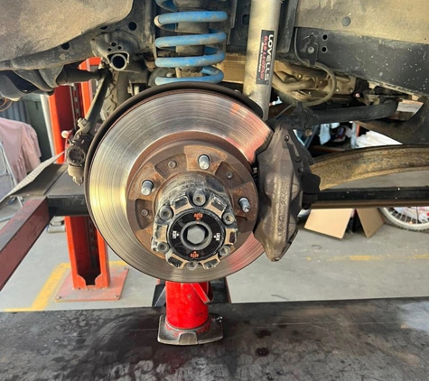 Greenwoods Wheel Alignments - Bairnsdale, VIC