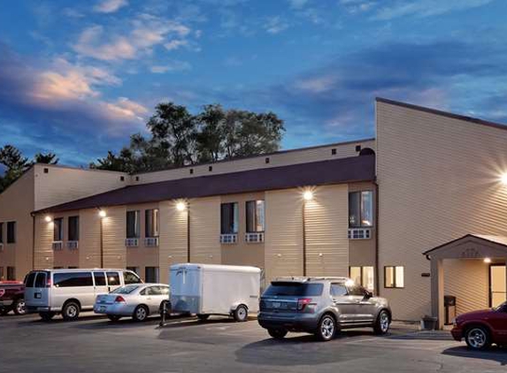 Econo Lodge - Canton, IL