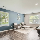 Leaf Stone Apartments - Apartments