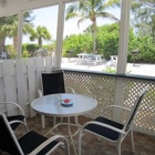 Tropical Winds Motel & Cottages