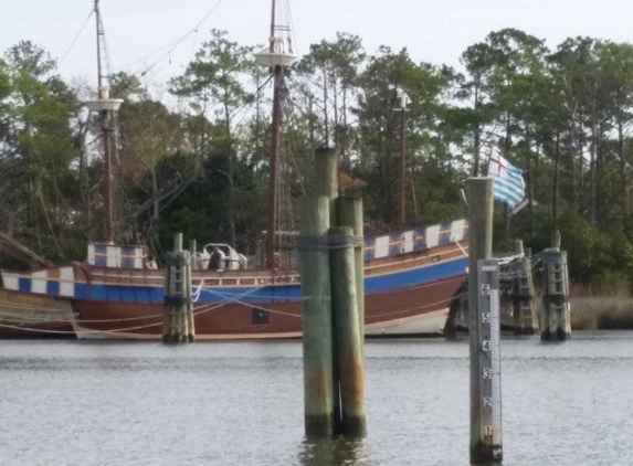 Mateo Waterfront Marina - Manteo, NC