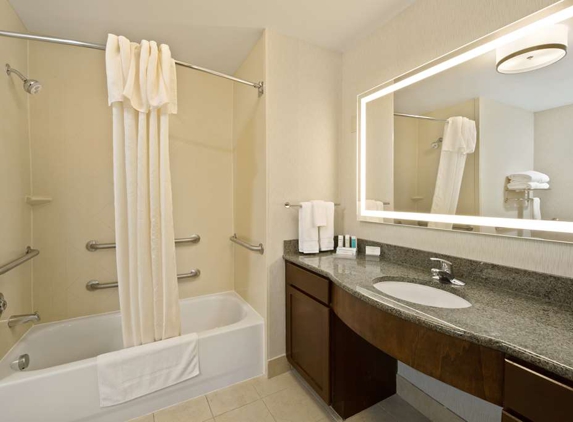 Homewood Suites by Hilton Denver West - Lakewood - Lakewood, CO