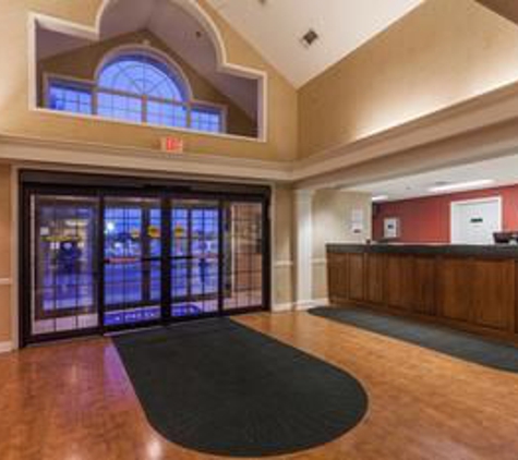 Baymont Inn & Suites - Columbia/Maury - Columbia, TN