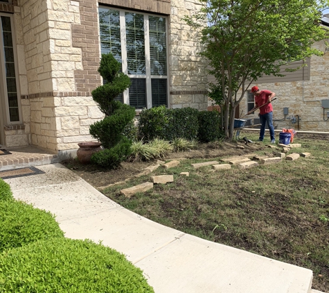 mccain enterprise landscaping services - San Antonio, TX. Pre existing flower bed. 