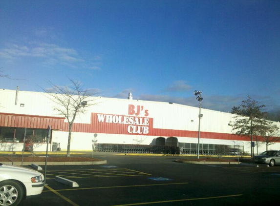 BJ's Wholesale Club - Salem, NH