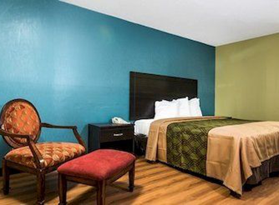 Suburban Extended Stay - Selma, NC