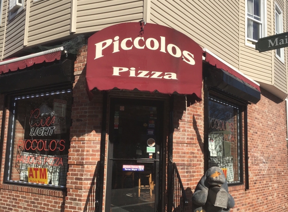 Piccolo's Pizza & Liquors - Paterson, NJ