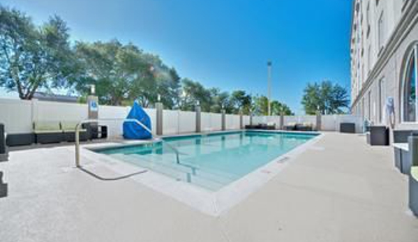 Best Western Airport Inn & Suites - Orlando, FL