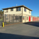 Leonard's Lockers Self Storage