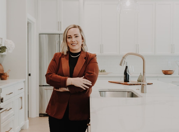 Caitlin Fish Realtor - Portland, OR