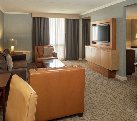 DoubleTree by Hilton Hotel Pittsburgh - Green Tree - Pittsburgh, PA