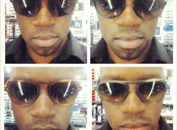 Sunglass Hut - Miami, FL