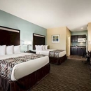 Days Inn By Wyndham Pearsall - Motels