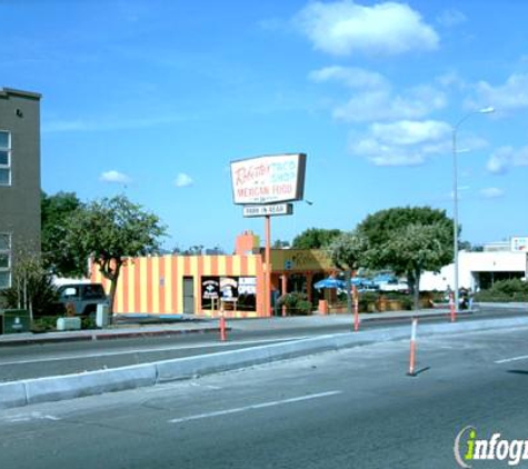 Roberto's Taco Shop - National City, CA