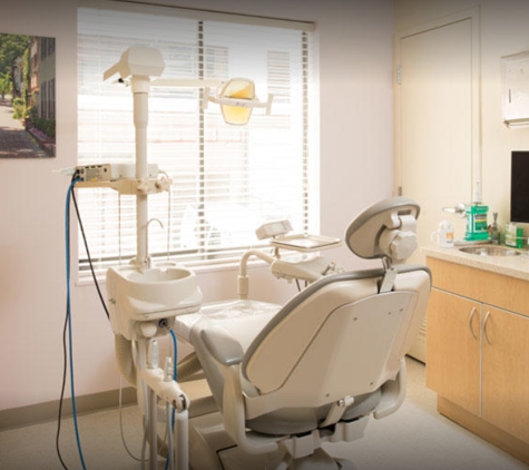 Arroyo Center for Aesthetic Dentistry - Washington, DC