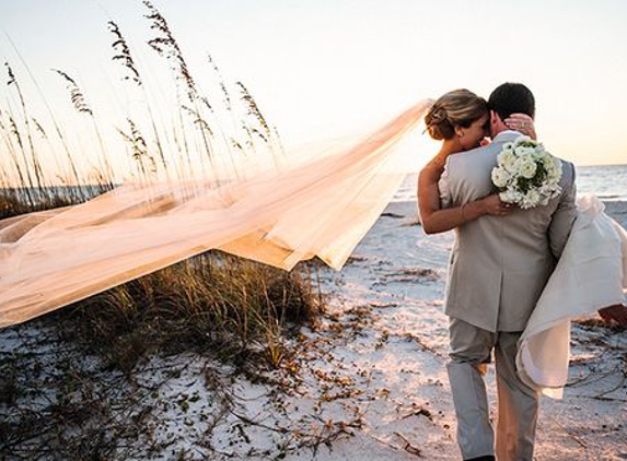 WEDDING OFFICIANT