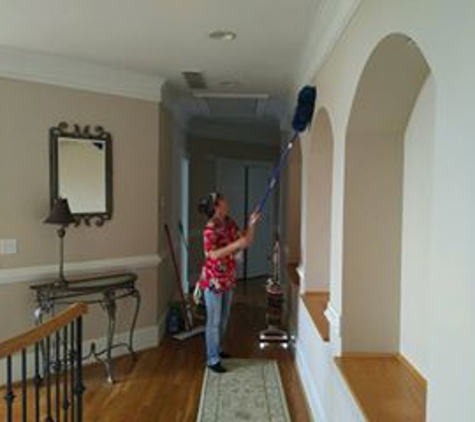 Spotlessly Clean House Cleaning and Janitorial Services - Muscadine, AL. Thorough cleaning from floor to ceiling