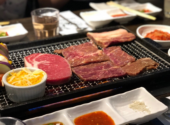 Quarters Korean BBQ - Los Angeles, CA