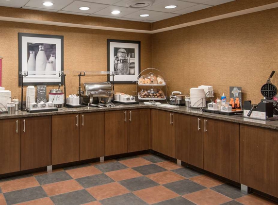 Hampton Inn Charlotte-Uptown - Charlotte, NC