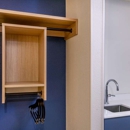 Spark by Hilton Denver International Airport - Hotels