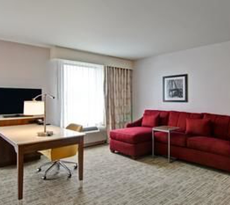 Hampton Inn & Suites Detroit/Troy - Troy, MI