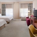Hampton Inn & Suites Denton - Hotels