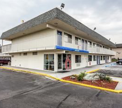 Motel 6 - Twin Falls, ID