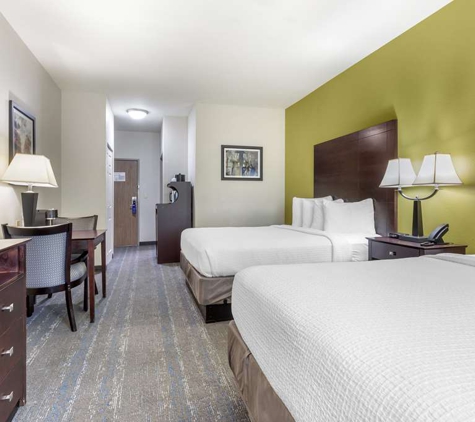 Best Western Plus Mansfield Inn & Suites - Mansfield, TX