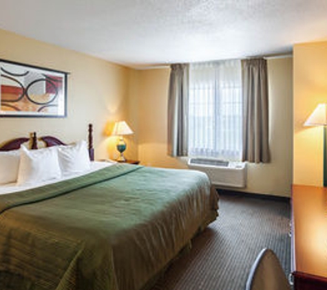 Quality Inn & Suites - Lincoln, NE