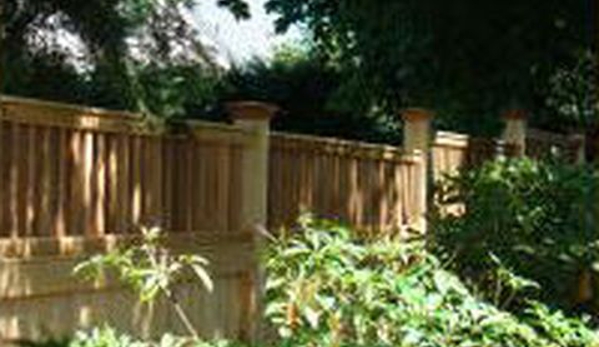 Distinctive Fences Inc. - Sharon, MA