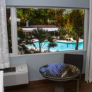 Banana Bay Resort - Hostels