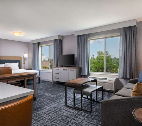 Homewood Suites by Hilton Medford - Medford, OR