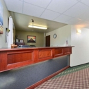Love Hotels Staples by OYO at HWY 10 MN - Hotels
