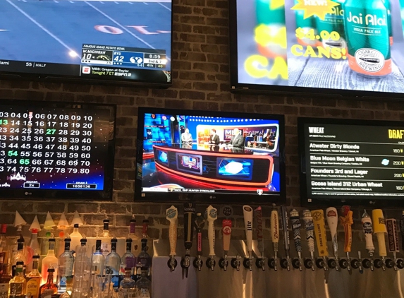 Buffalo Wild Wings - Monroe, MI