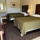 Days Inn & Suites by Wyndham Brewton
