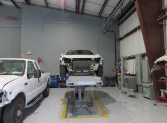 Mike's Auto Body Brooksville - Brooksville, FL