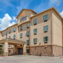 Comfort Inn & Suites Paris - Motels