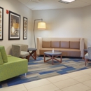 Holiday Inn Express & Suites Akron Regional Airport Area by IHG - Hotels