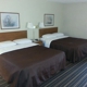 Woodfield Inn & Suites