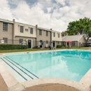 Coutyards On Glenview - Apartments