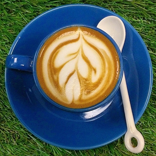 Macchiato latte by Coffee Bruins barista