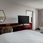 DoubleTree by Hilton Fairfield Hotel & Suites